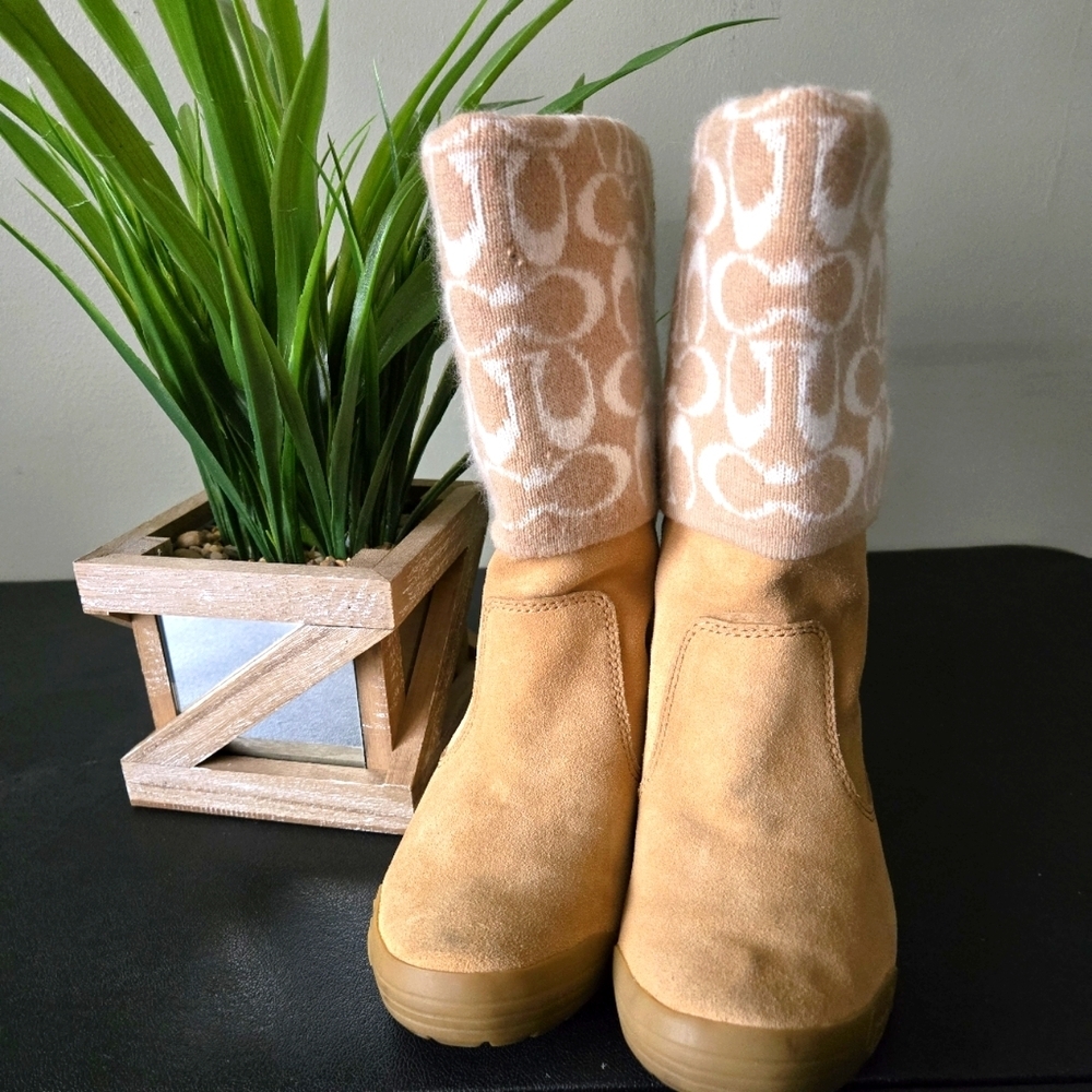 Coach boots sz 5 1/2
